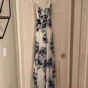 Long maxi dress, blue floral print